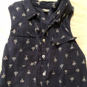 Navy palm tree button up